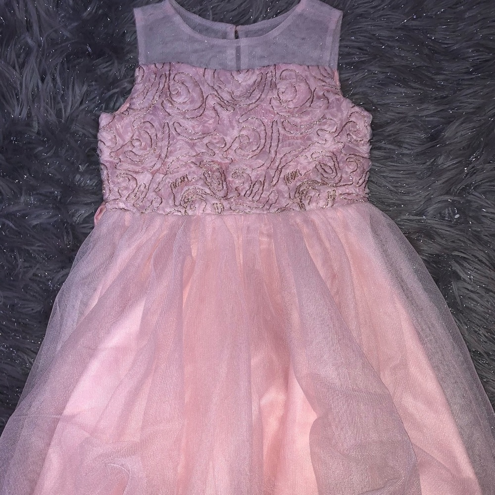 Girls pink dress